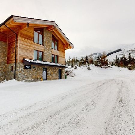 Apartmany Izijasna & Chalets 迪马诺卡多林纳 外观 照片