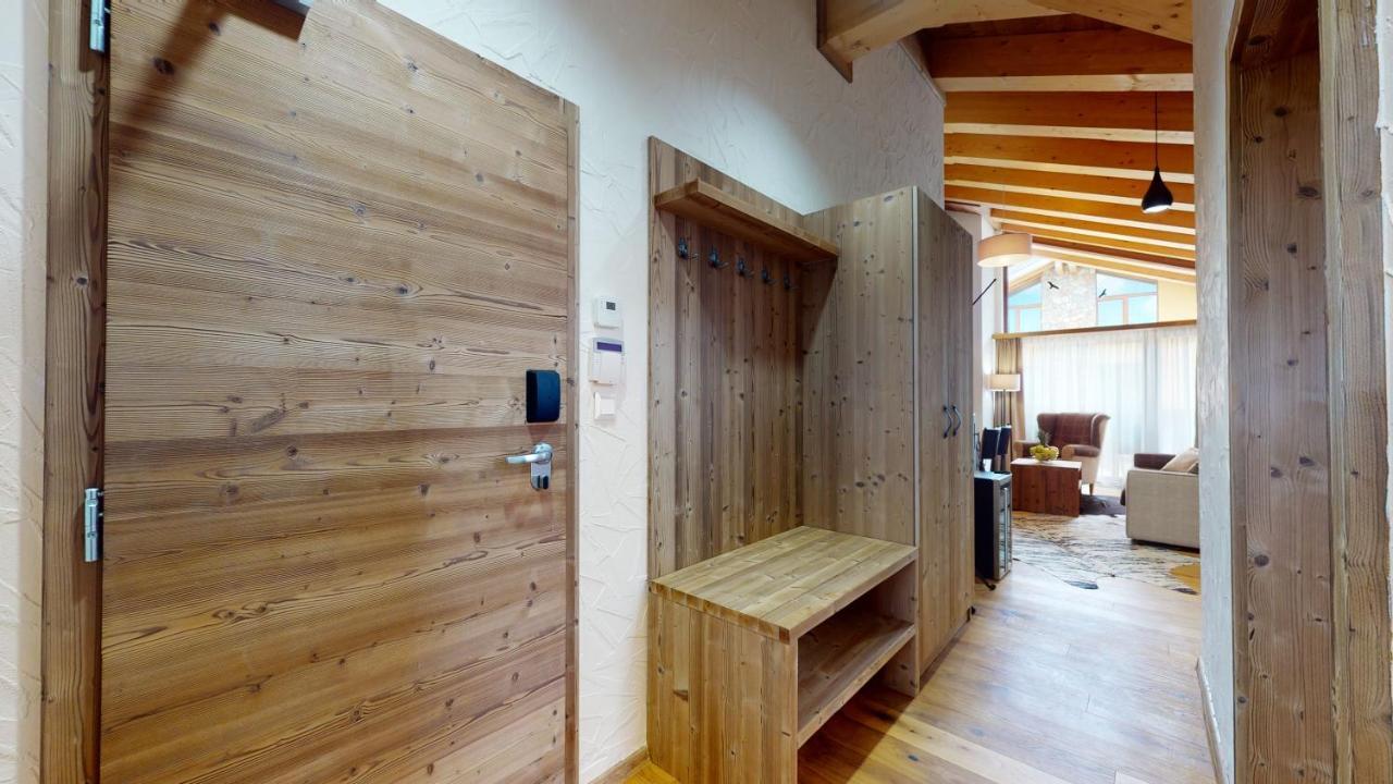 Apartmany Izijasna & Chalets 迪马诺卡多林纳 外观 照片
